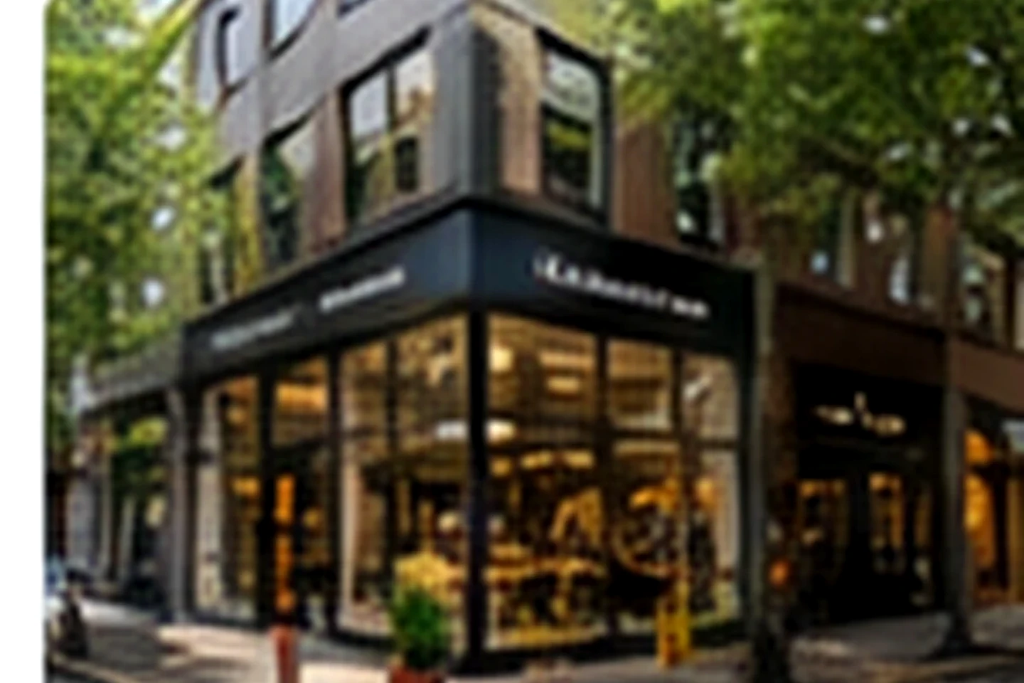Outdoor & Land commercial space